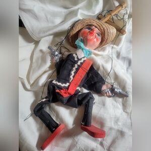 Vintage Marionette Mexico Gun Slinger